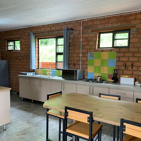 Otavi Vineyards Self-Catering & Camping Екстер'єр фото