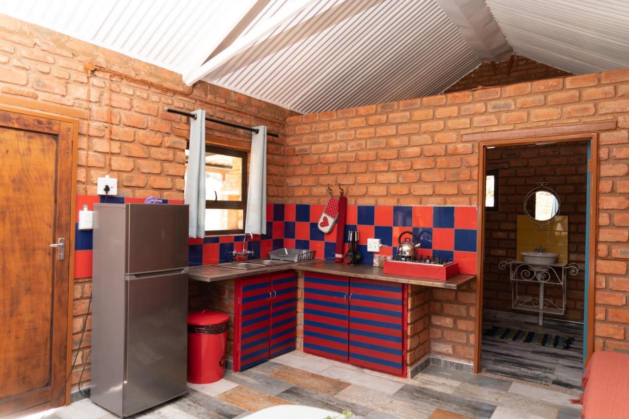 Otavi Vineyards Self-Catering & Camping Екстер'єр фото