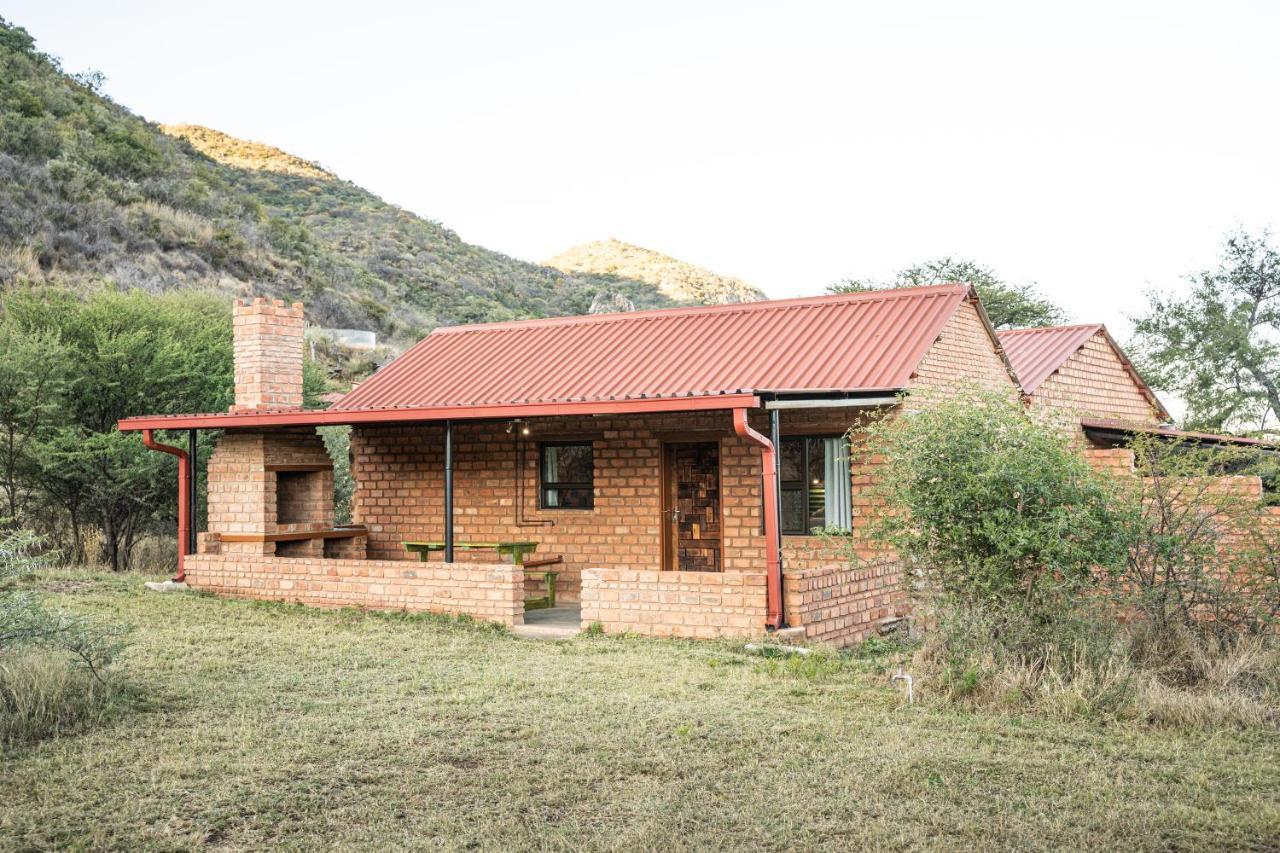 Otavi Vineyards Self-Catering & Camping Екстер'єр фото