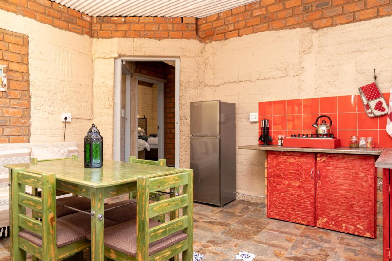 Otavi Vineyards Self-Catering & Camping Екстер'єр фото