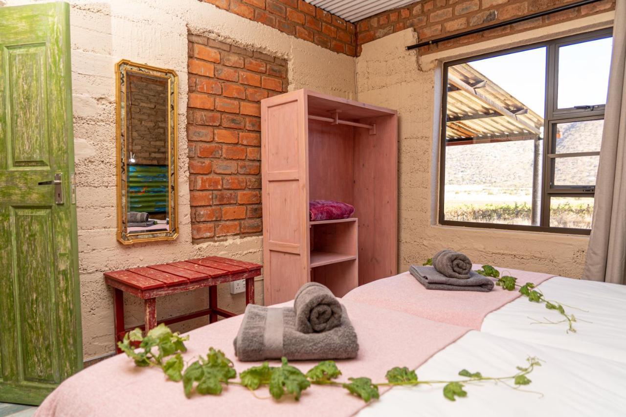 Otavi Vineyards Self-Catering & Camping Екстер'єр фото