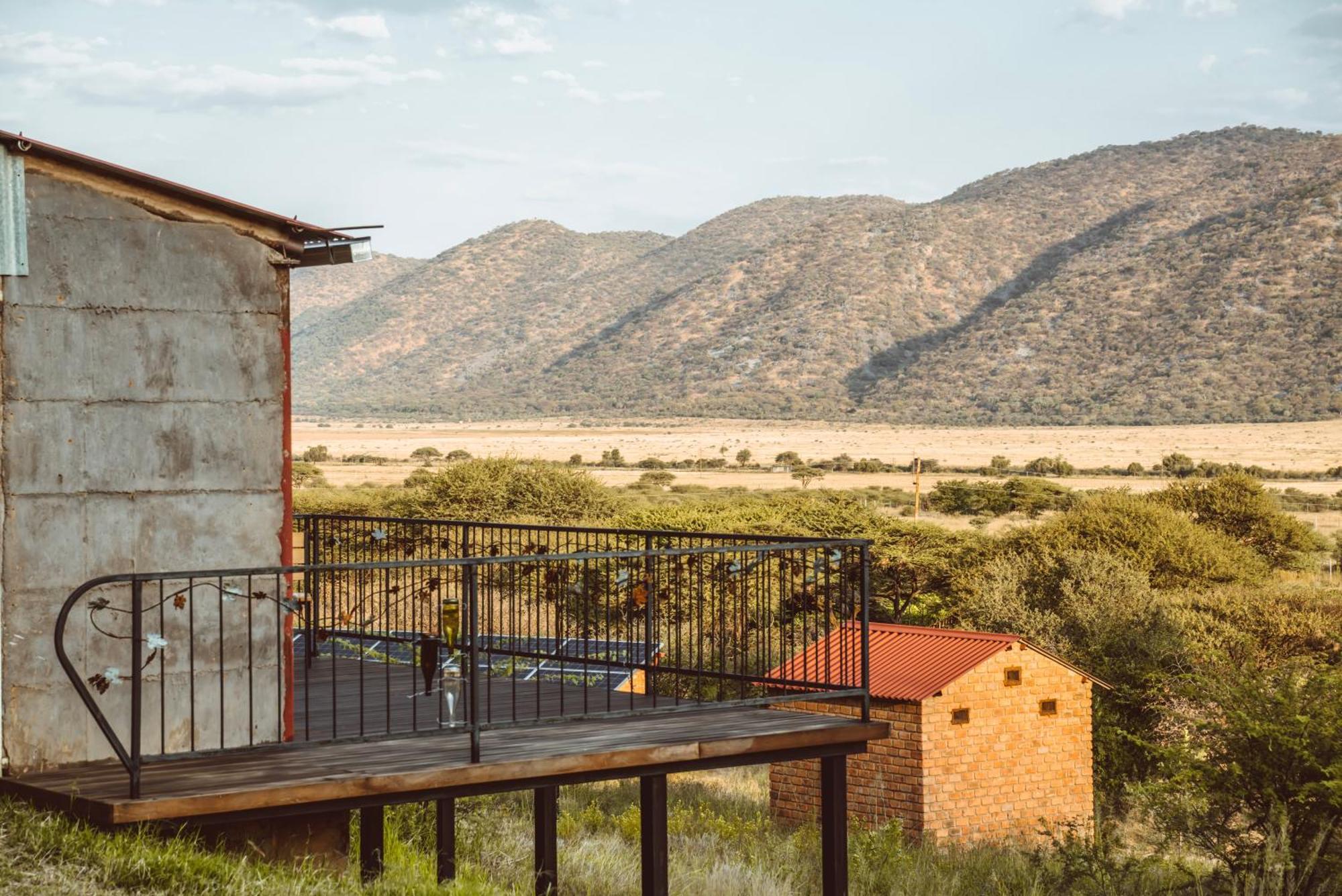 Otavi Vineyards Self-Catering & Camping Екстер'єр фото