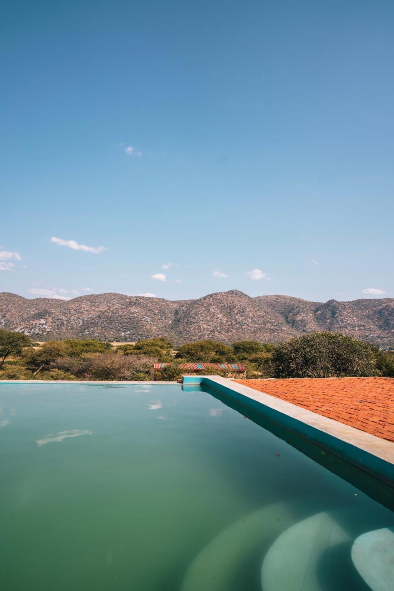Otavi Vineyards Self-Catering & Camping Екстер'єр фото