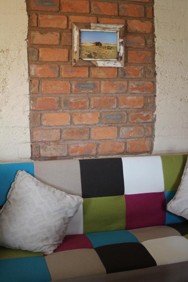Otavi Vineyards Self-Catering & Camping Екстер'єр фото