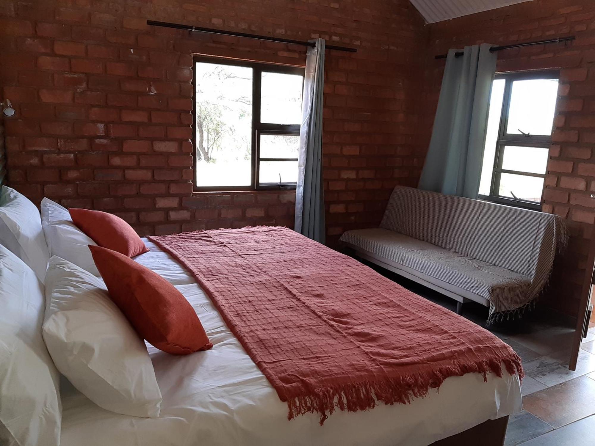 Otavi Vineyards Self-Catering & Camping Екстер'єр фото